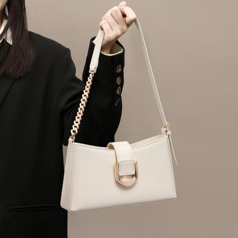 Luxury Bags Wholesale - Hurtownia damskich torebek pod pachę, minimalistycznych,