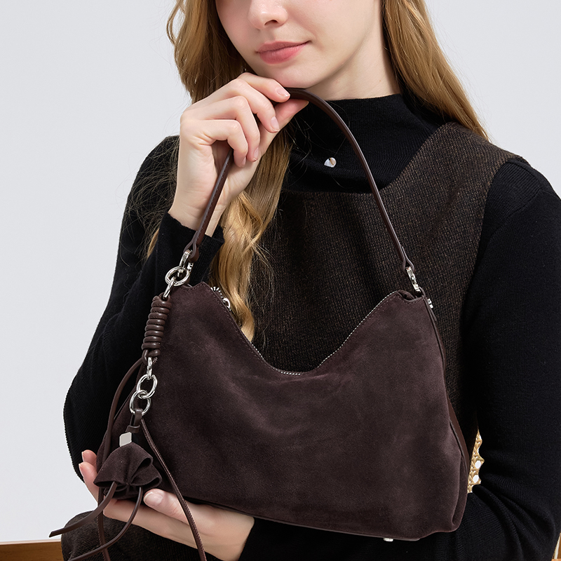 Half Moon Bag Suede - Retro Torebka z Matowej Skóry Naturalnej
