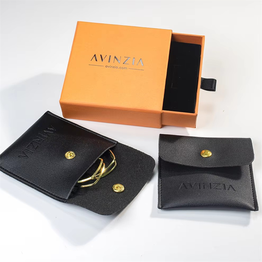 Niestandardowe logo Szuflada P – Luxury Bags No Logo recenzja i cena