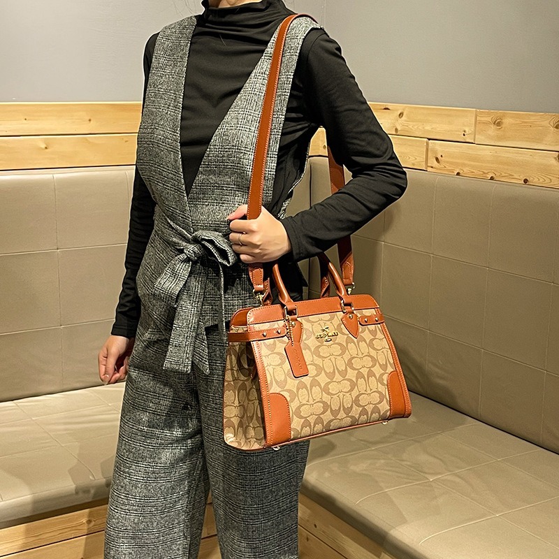 Klasyczna, elegancka torebka c – Luxury Bags Made In China recenzja i cena