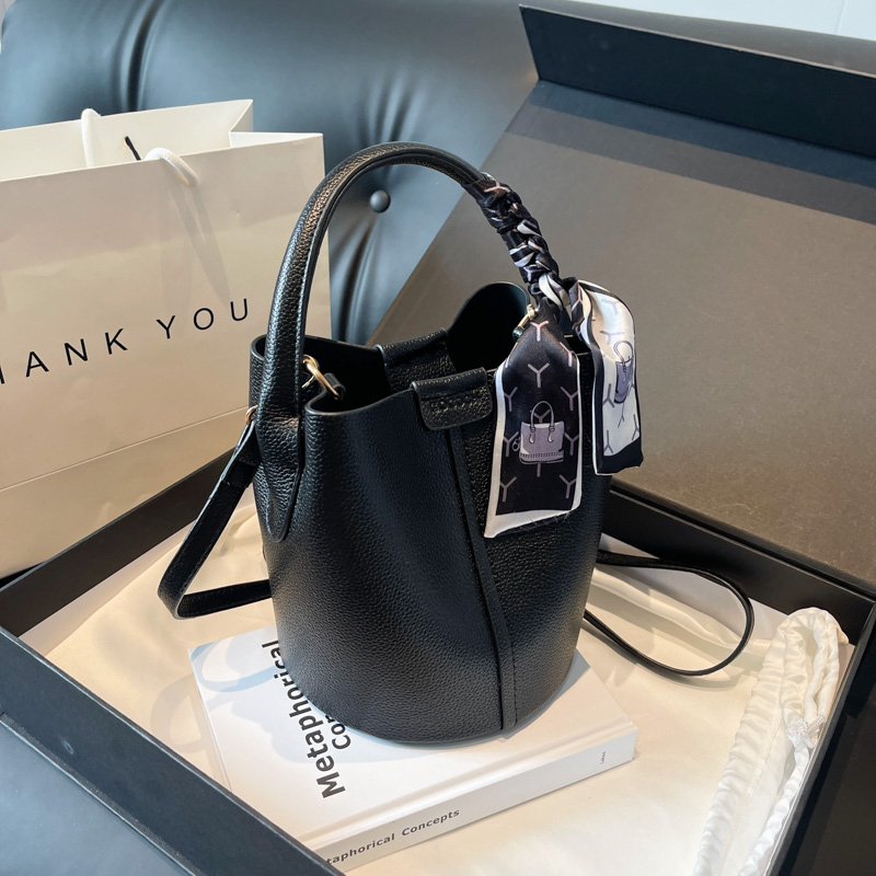 Czerwone torby na ramię i cros – Luxury Bags For Sale recenzja i cena