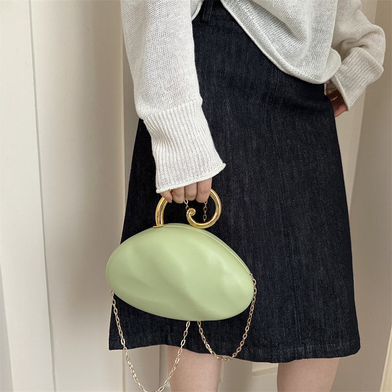 Luksusowa, zakrzywiona mini to – Mini Bag Evening Clutch recenzja i cena