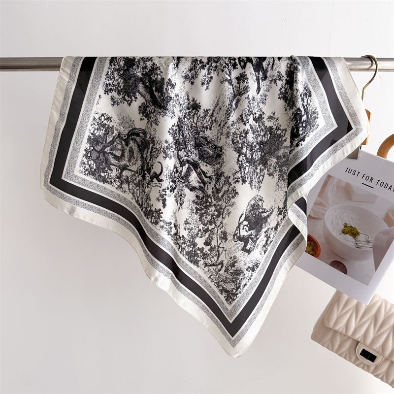 Luksusowe szaliki z nadrukiem  – Luxury Bags Wholesale recenzja i cena