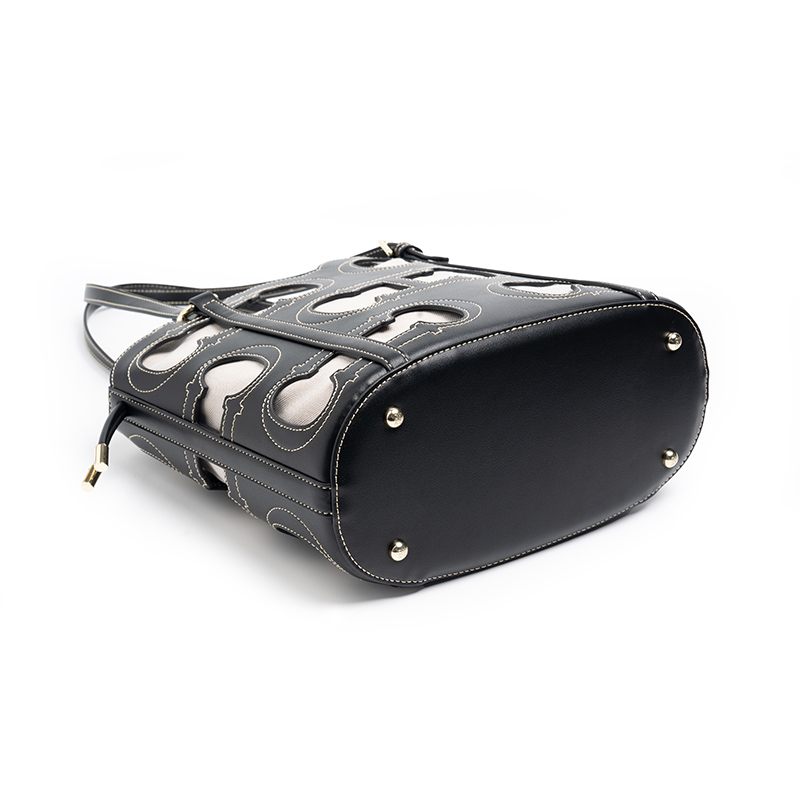 Torba typu tote CH z wyciętym  – Luxury Bags No Logo recenzja i cena