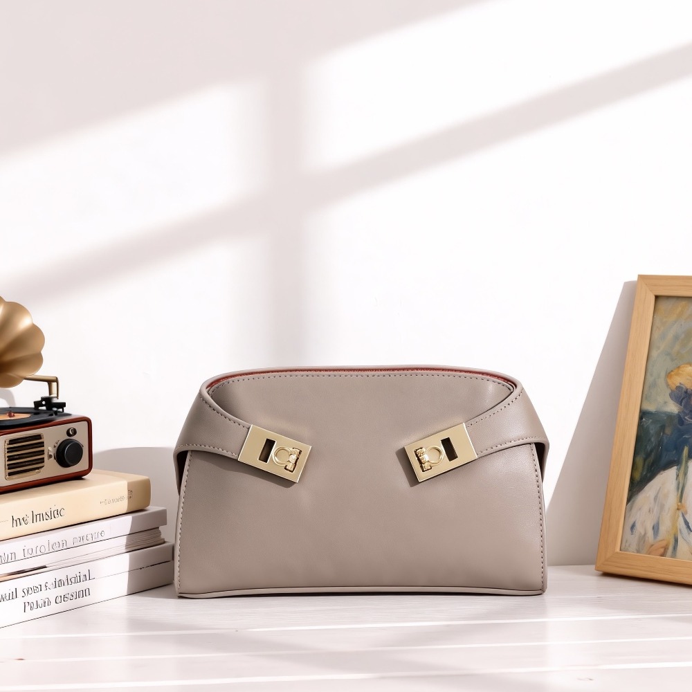 Niszowa, lekko luksusowa, eksk – Luxury Bags No Logo recenzja i cena