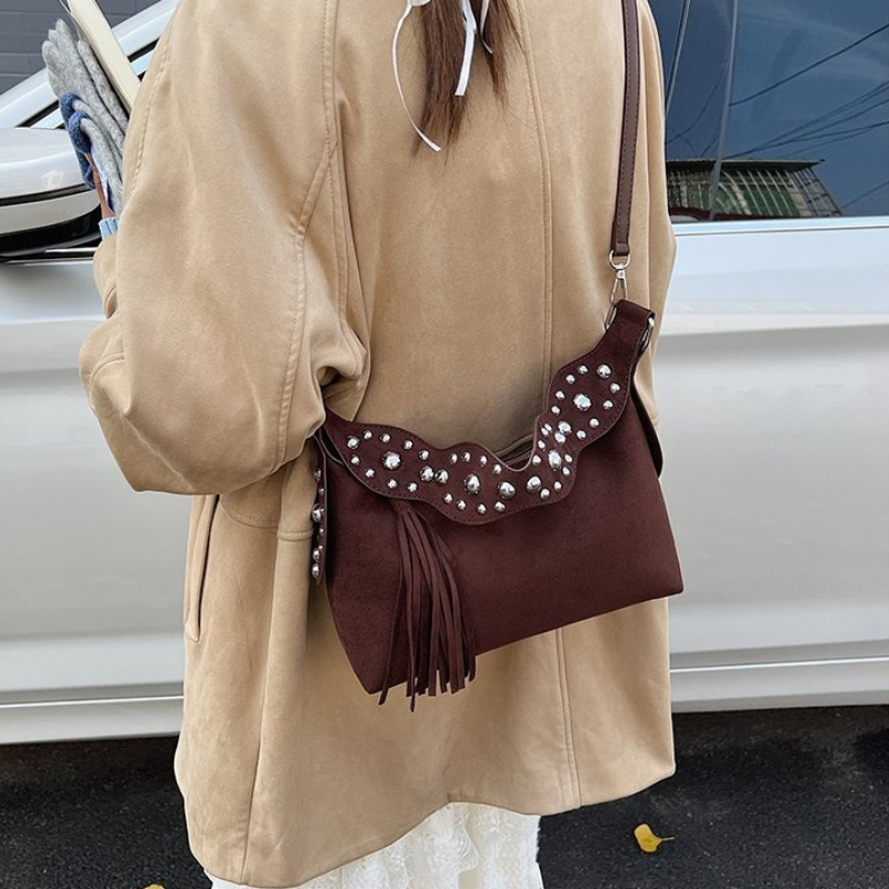 Nowa modna torebka retro na ra – Half Moon Bag Suede recenzja i cena